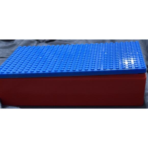 LEGO Red & Blue Storage Box With LEGOS, 2 Small Base and 1 Large Base EUC LOT - Picture 5 of 8